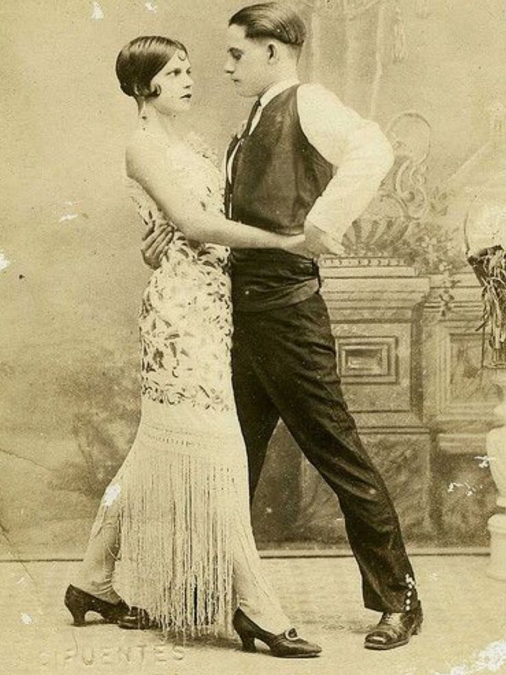 How to dance 1920s